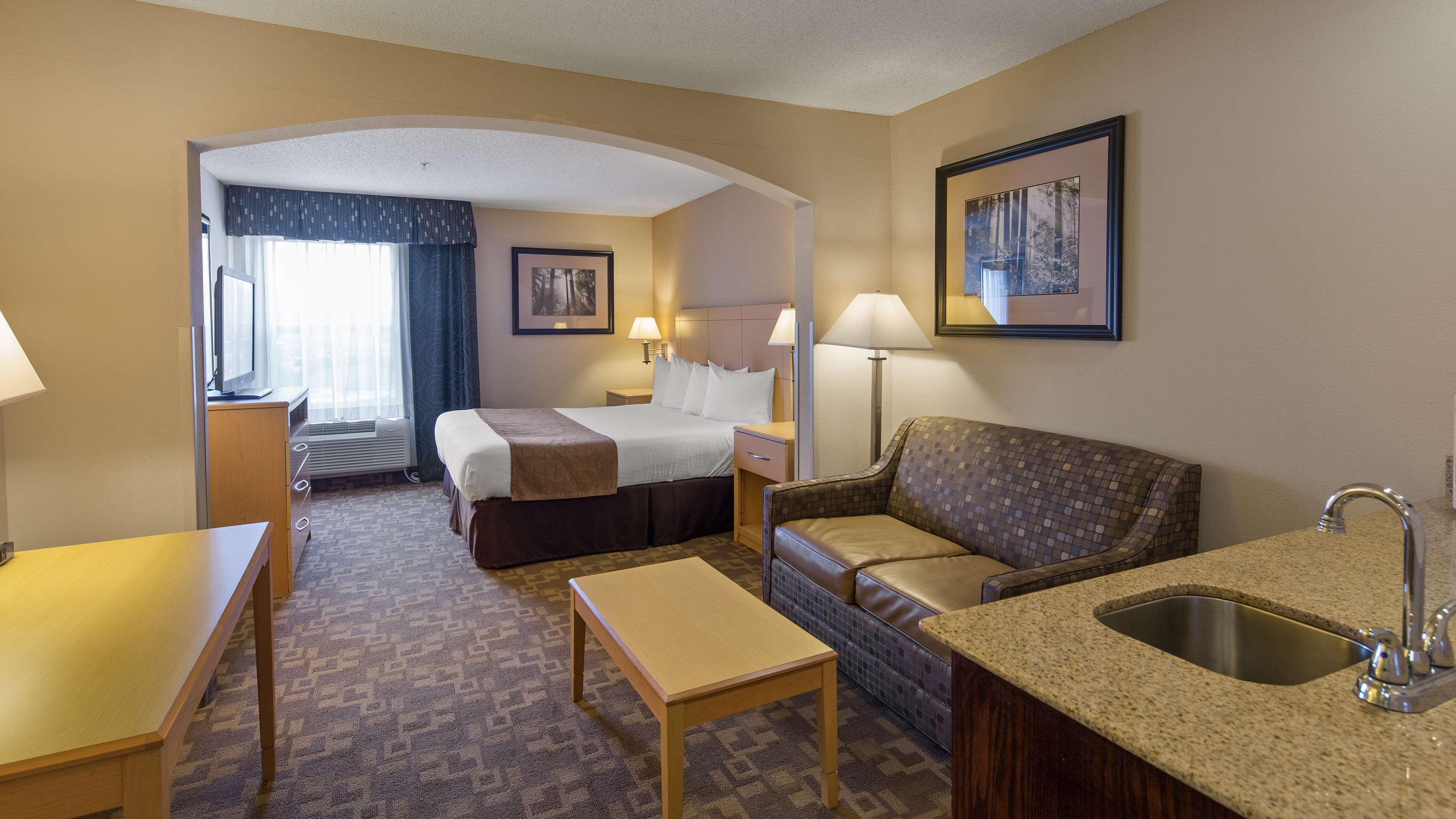 Surestay Plus Hotel By Best Western Roanoke Rapids I-95 חדר תמונה