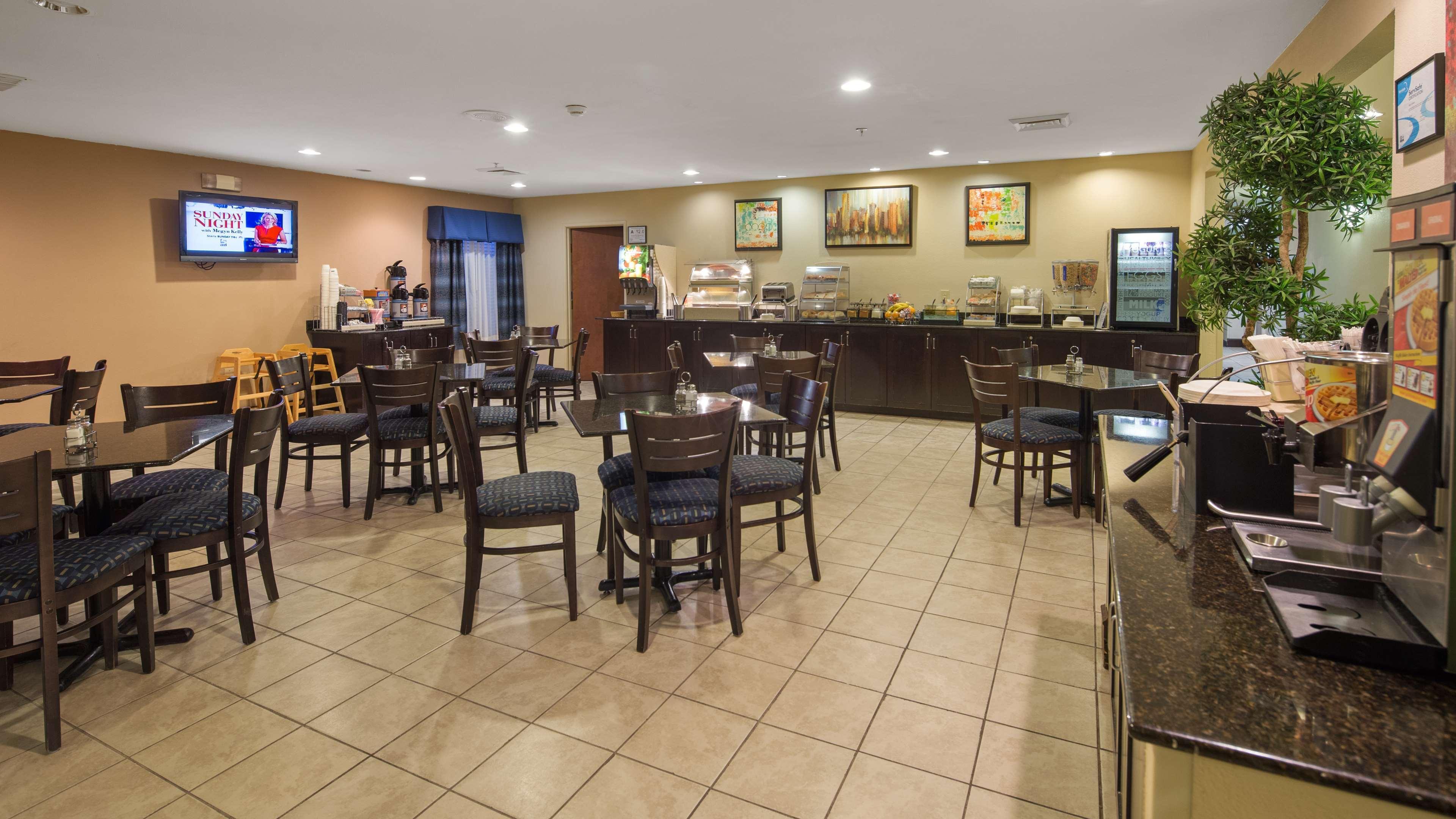 Surestay Plus Hotel By Best Western Roanoke Rapids I-95 מתקנים תמונה